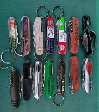 Coltellini svizzeri da collezione