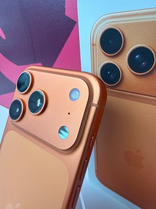 Smartphone Iphone 17 PRO 256gb bateria 100% 50ciclos Febrero
