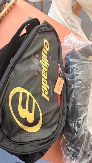 Pack Padel: Pala, Paletero y Zapatillas