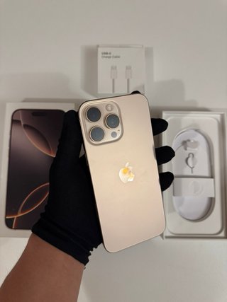 iPhone 16 Pro Max