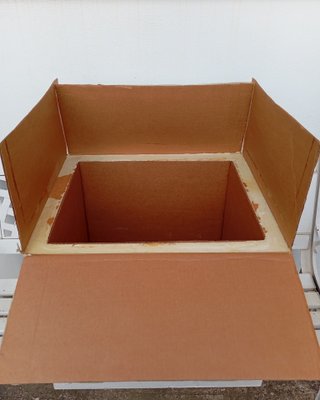 Caja isotérmica para transporte de frío
