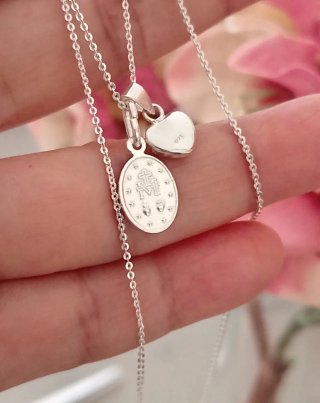 Cadena 50 cm plata con Medalla Milagrosa y corazón