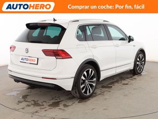 Volkswagen Tiguan 2.0 TDI Sport by R-Line BlueMotion Tech