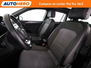 Volkswagen Tiguan 2.0 TDI Sport by R-Line BlueMotion Tech