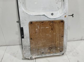 Porton trasero ford transit caja cerrada 06 539169