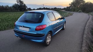 Peugeot 206 XR 75cv Gasolina MANTENIMIENTO INTEGRO