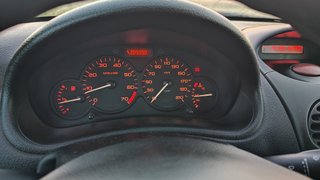 Peugeot 206 XR 75cv Gasolina MANTENIMIENTO INTEGRO