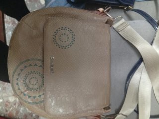 Lote 4 Bolsos: Desigual, Misako, Florence