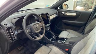 VOLVO XC40 2.0 B3 PLUS DARK AUTO 5P