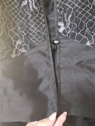 Vestido de fiesta negro con encaje