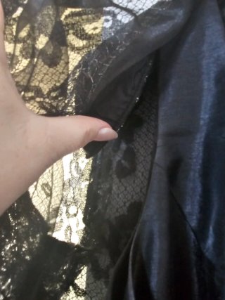 Vestido de fiesta negro con encaje