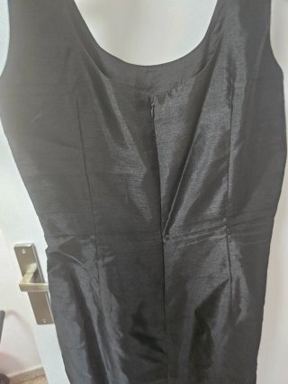 Vestido de fiesta negro con encaje