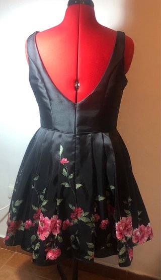 Vestido fiesta Corte Inglés negro flores