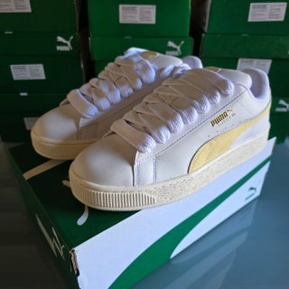 Puma Suede XL Blancas y crema vainilla T42 nuevas