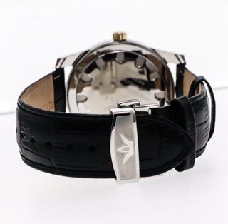 Optima Reloj Suizo Dorado y Blanco