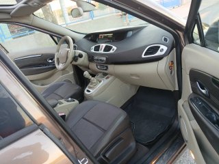 Renault Grand Scenic 2010
