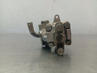 BOMBA DIRECCION CHRYSLER VOYAGER (RG)