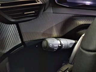 Peugeot 2008 N2008 Allure Hybrid 145 eDCS6
