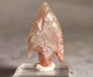 Punta de flecha neolítica de sílex