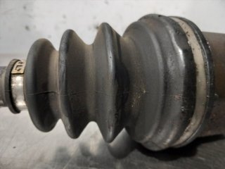 TRANSMISION DELANTERA DERECHA NISSAN PRIMERA BERL