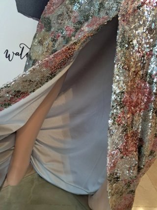 Vestido Mango lentejuelas floral M.
