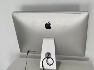 MacBook Pro 27 2009 Plata