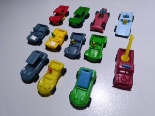 Lote 12 coches de juguete