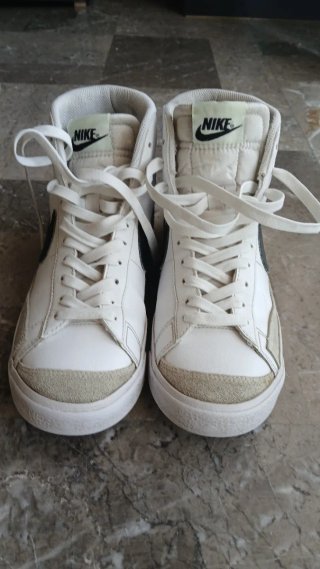 Scarpe Nike Blazer Mid usate pochissimo