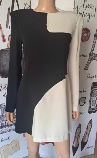 Vestido Mango mini con hombreras