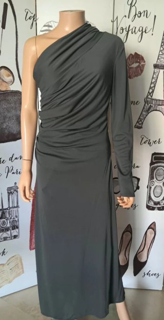 Vestido fiesta elegante gris plomo .