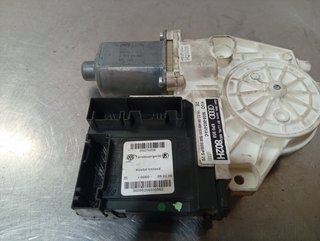 MOTOR ELEVALUNAS DELANTERO DERECHO AUDI A3 SPORTB