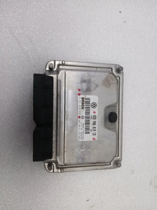 Centralita Motor Bosch 038 906 019 CD