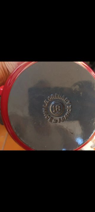 Olla Le Creuset Roja modèle français