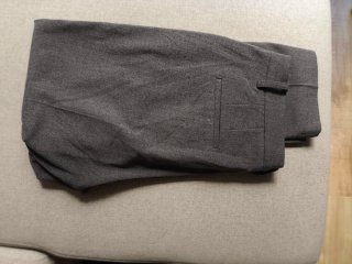 Pantalón vestir gris Mango Talla 42