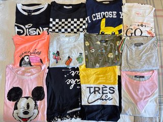 Lote 12 Camisetas Niña Talla XS