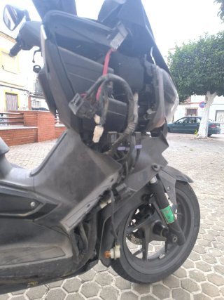 Yamaha XMax 125 ABS 2015 Gris Mate + LOTE + REGALO