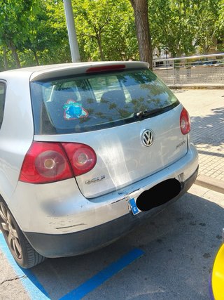 Volkswagen Golf 2004