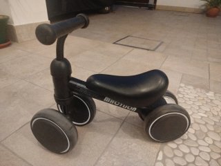 Bici sin pedales negra