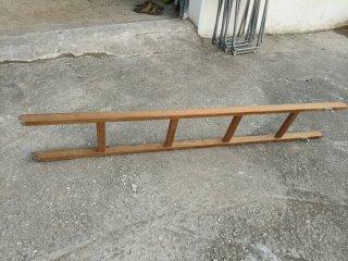 Escalera litera caravana madera
