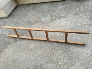 Escalera litera caravana madera