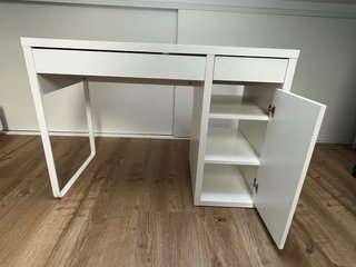 Escritorio IKEA MICKE blanco