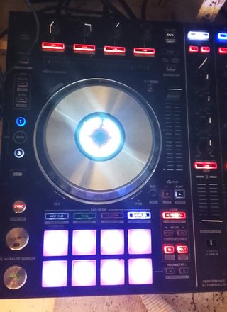 Controladora DJ Pioneer DDJ-SX2
