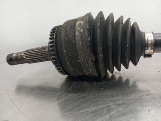 TRANSMISION DELANTERA DERECHA NISSAN PRIMERA BERL