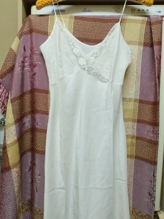 Camisón antiguo seda años 40