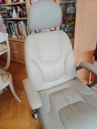 Silla giratoria ergonómica para escritorio