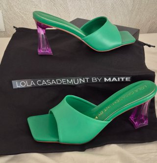 Lola Casademunt Zapatos Verdes Tacón Morado