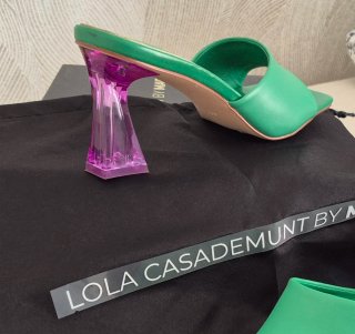 Lola Casademunt Zapatos Verdes Tacón Morado