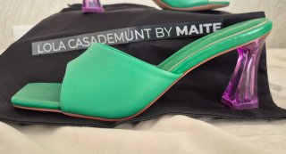 Lola Casademunt Zapatos Verdes Tacón Morado