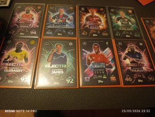 Colección Cartas Fútbol Electrix y Stadium Lights