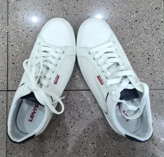 Zapatillas Levi's Blancas